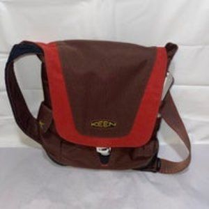KEEN Messenger Transport Recycle Bag- Hiking Gear